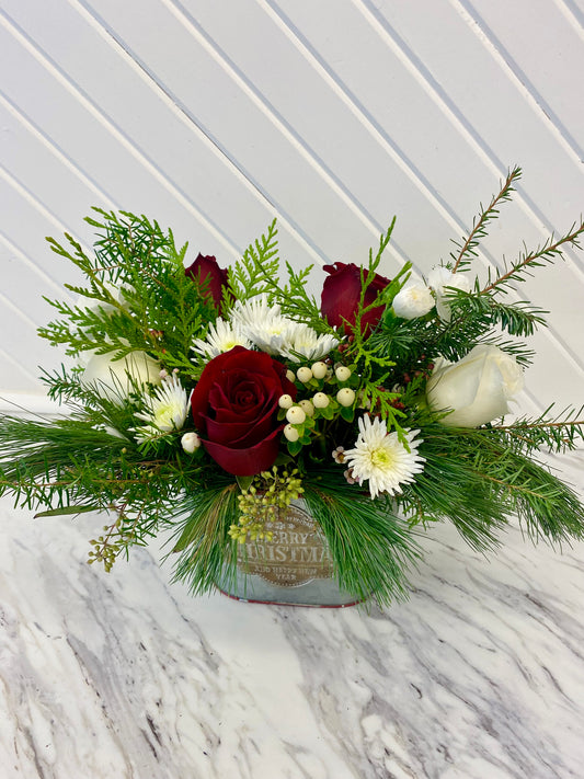 Holiday Arrangement | Festive Classic