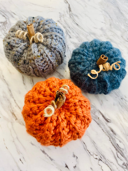 Knit Pumpkin Decor | Medium